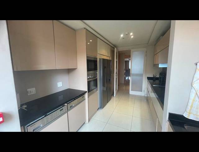 2 BEDROOM APARTMENT FOR SALE IN SANDTON CENTRAL
